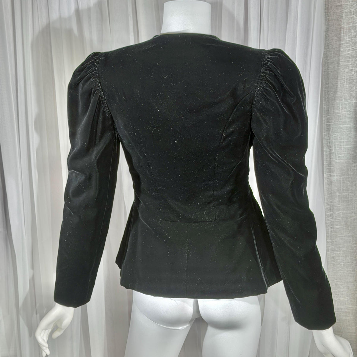 vintage ARNOLD SCAASI COUTURE evening jacket, 1970s black velvet princess cut elegant cocktail blazer