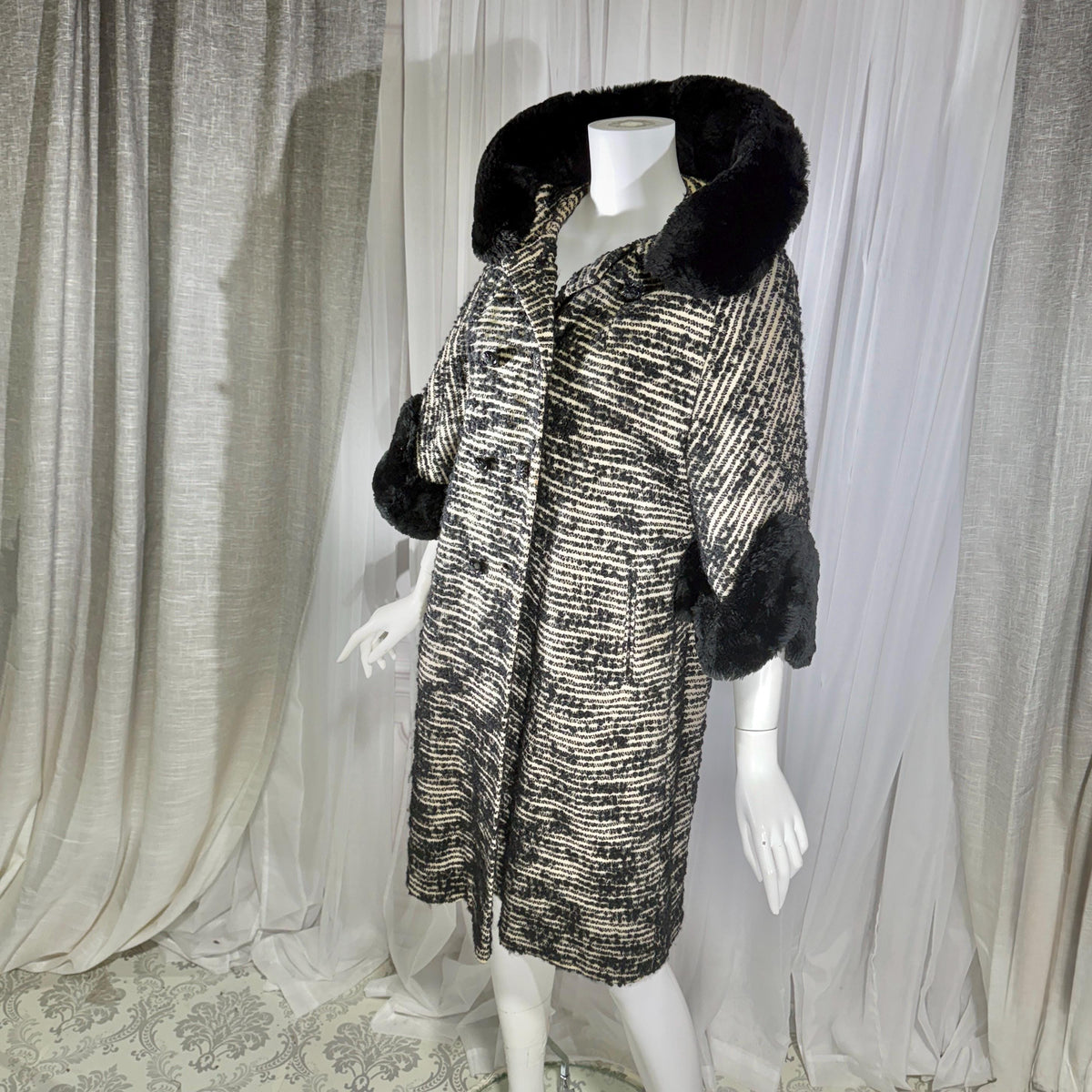 vintage 1940s Winter Coat, MARCEY'S OAK PARK Heavy Black wool Evening Dress Coat
