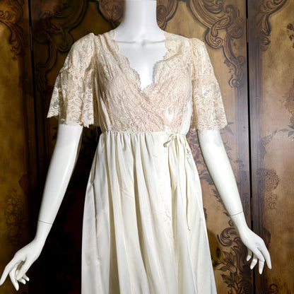 Vintage ORA FEDER Peignoir Set, 1970s Ivory White Satin Lace nightgown robe lingerie dress set