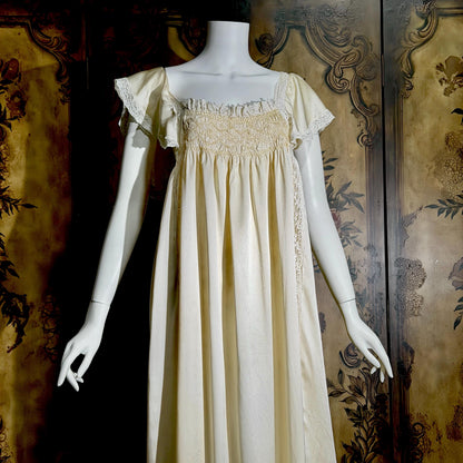 Vintage JULIA GRAHAME Peignoir Set, 1980s Pure Silk Victorian Ivory nightgown robe lingerie dress set