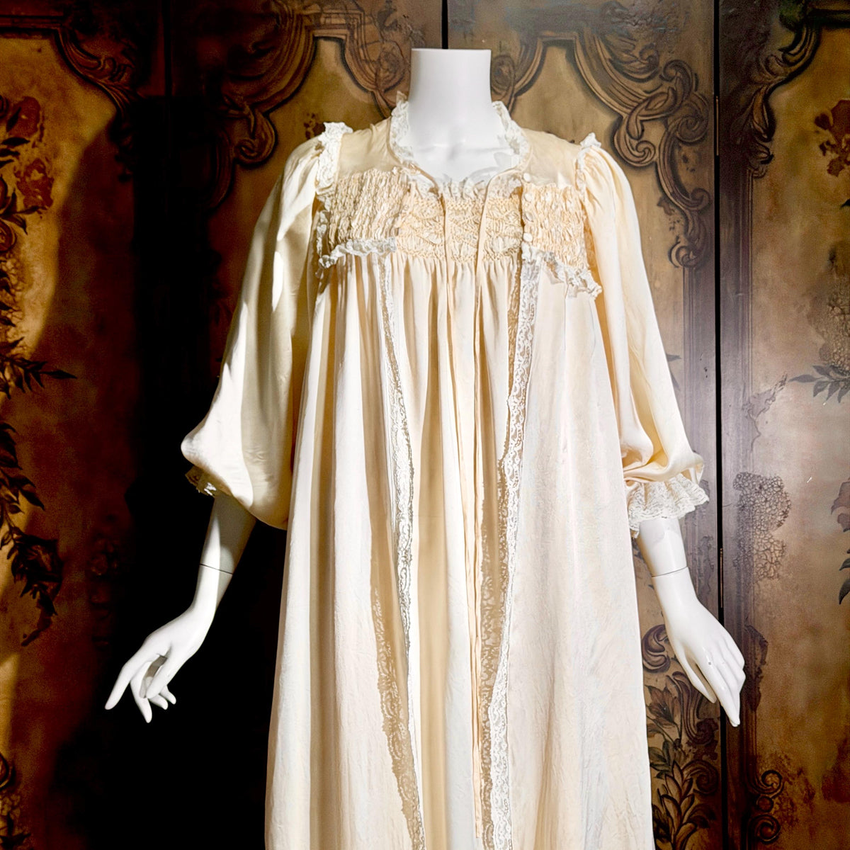 Vintage JULIA GRAHAME Peignoir Set, 1980s Pure Silk Victorian Ivory nightgown robe lingerie dress set