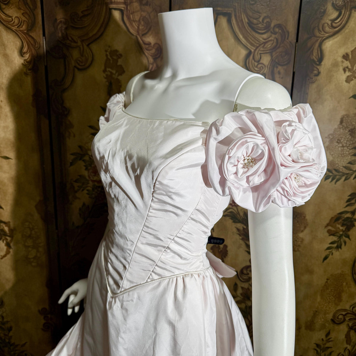 vintage PRISCILLA OF BOSTON wedding dress gown, 1970s Pink Off Shoulder Basque Cinderella ball gown