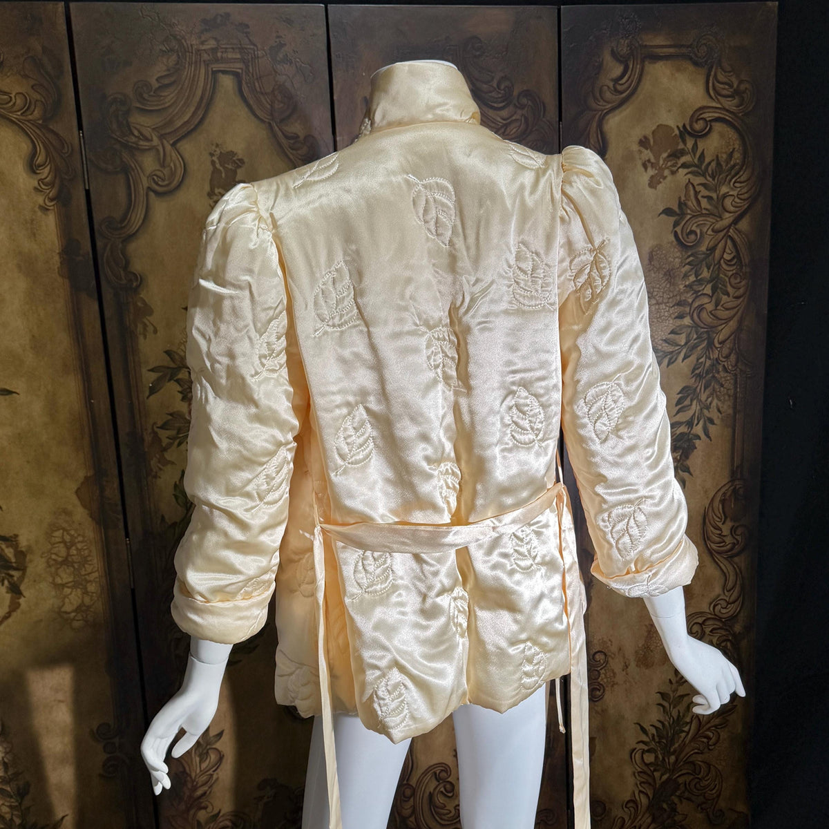 vintage LANVIN 1970s evening jacket, Creamy Peach cocktail bed jacket