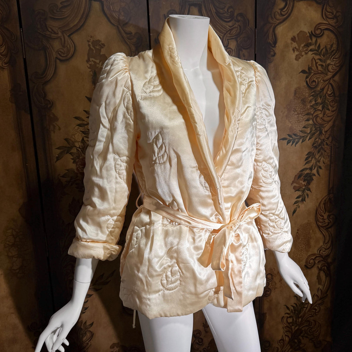 vintage LANVIN 1970s evening jacket, Creamy Peach cocktail bed jacket