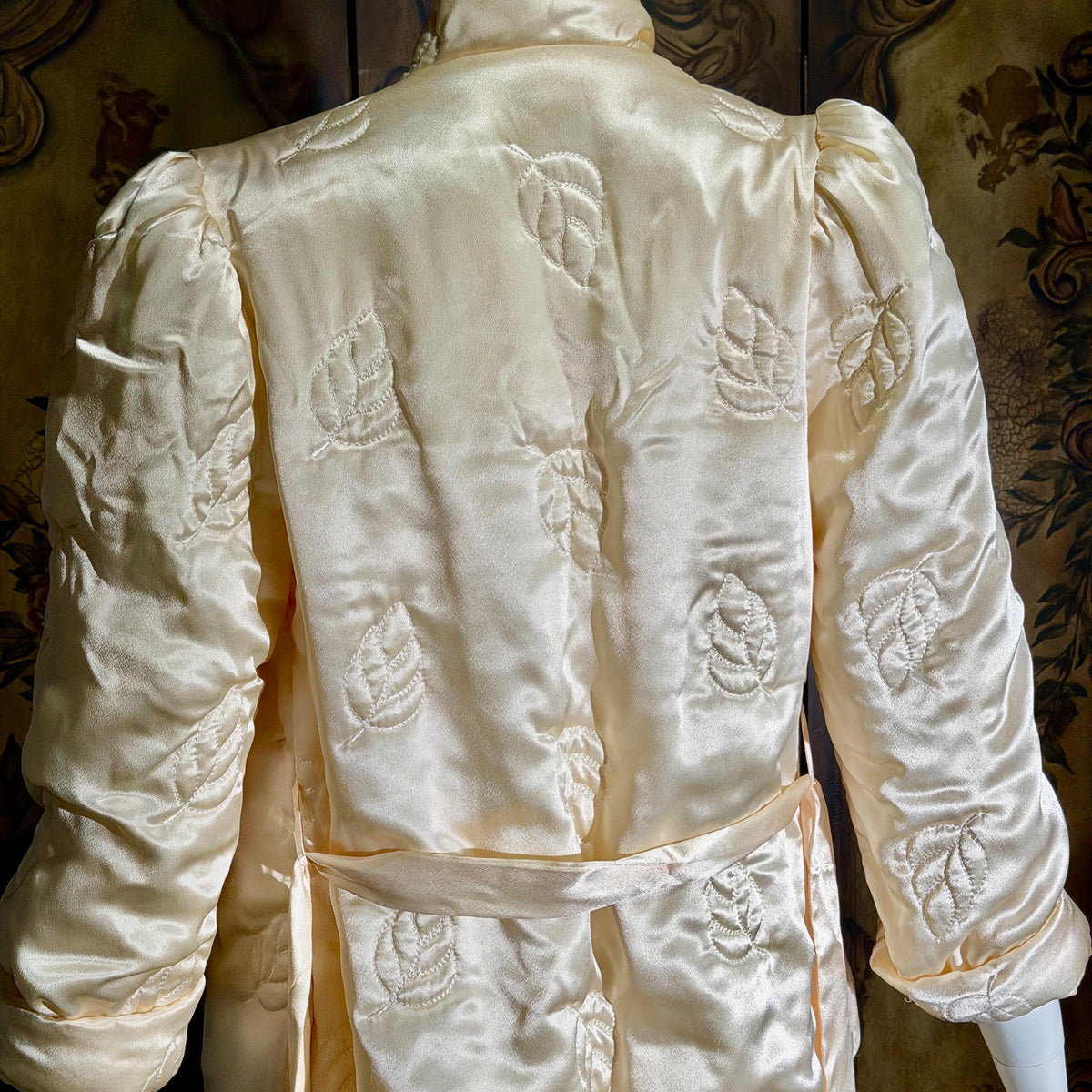 vintage LANVIN 1970s evening jacket, Creamy Peach cocktail bed jacket