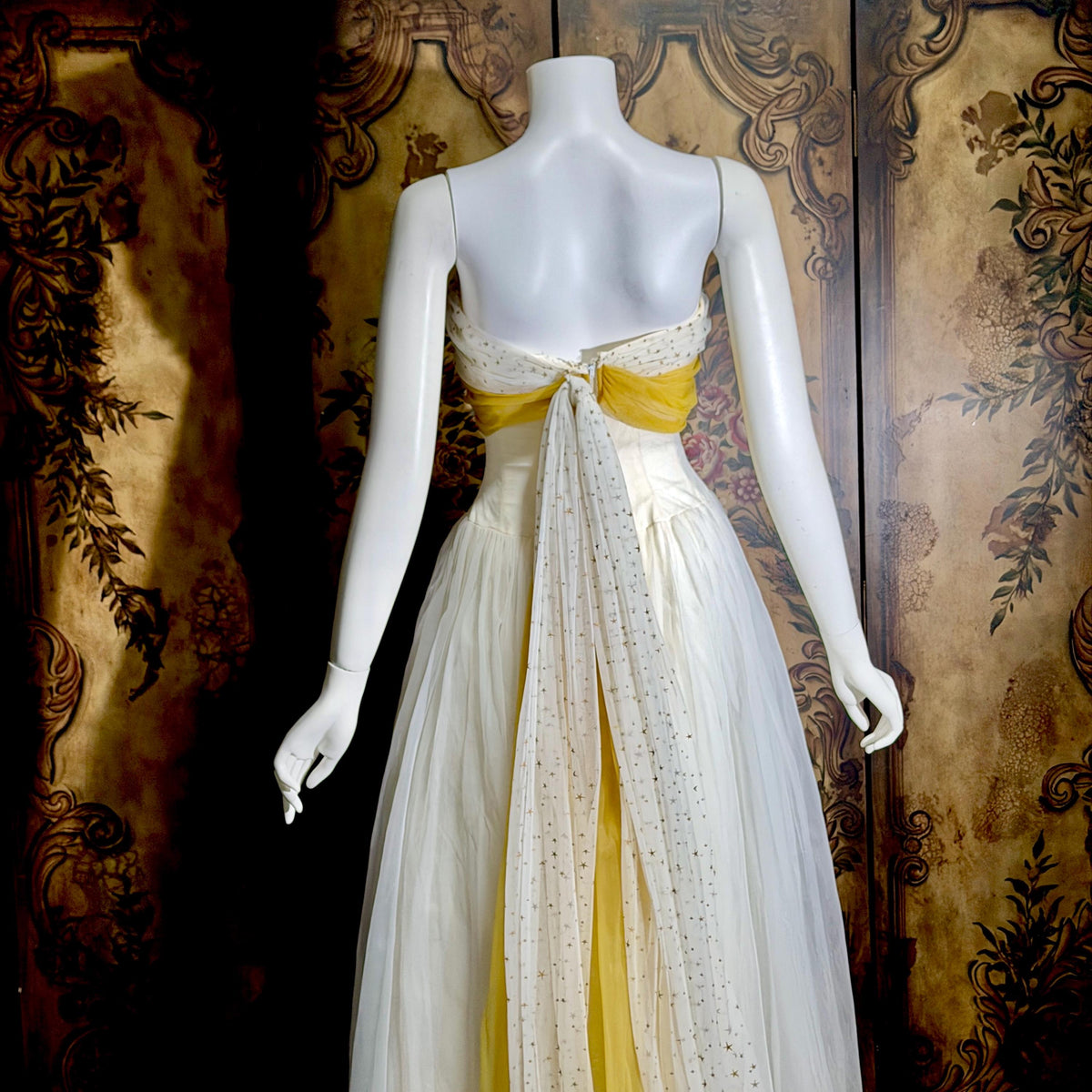 vintage 1950s Cupcake Ball Gown, White Gold Chiffon Scarf Evening Prom dress