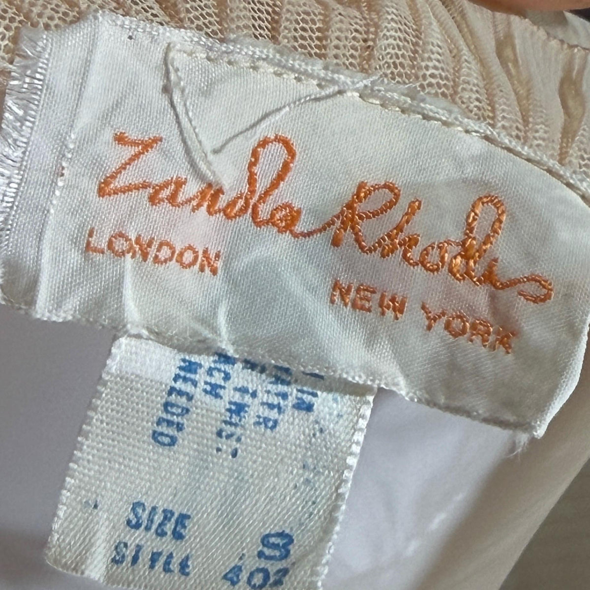 Vintage ZANDRA RHODES Peignoir Set, 1970s Peach Signature Pleat nightgown robe lingerie dress set