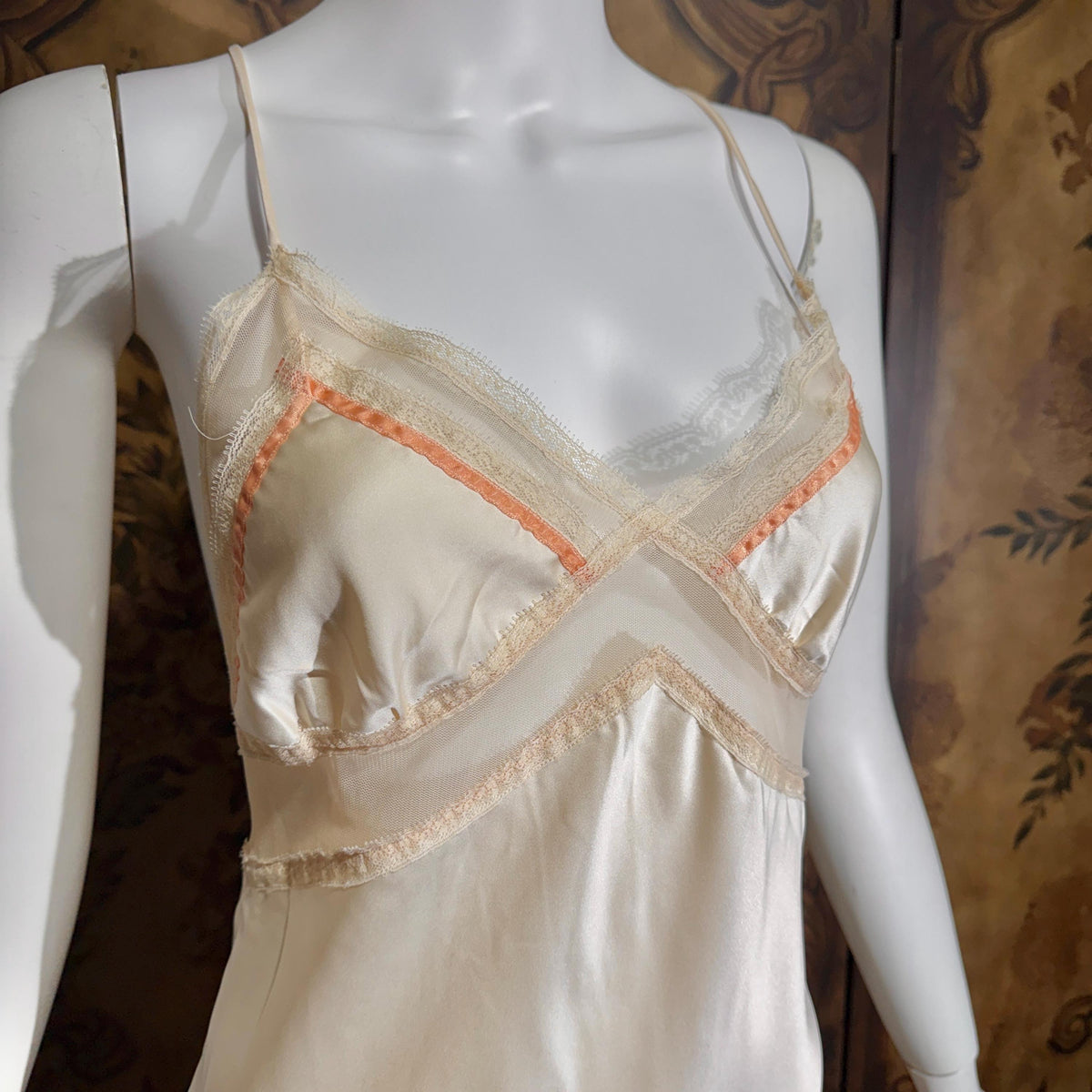 Vintage ZANDRA RHODES Peignoir Set, 1970s Peach Signature Pleat nightgown robe lingerie dress set