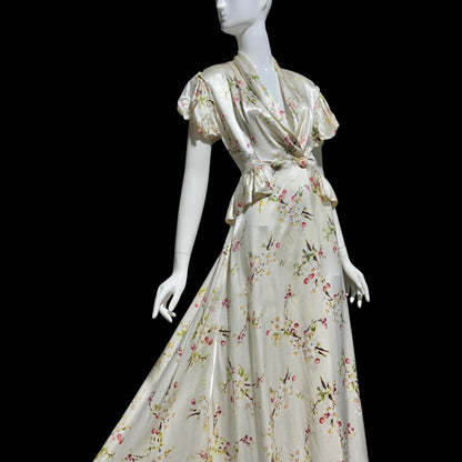 MISS ELAINE vintage 1940s Dressing Gown Robe, Shiny Satin floral Wrap Housecoat Lingerie Dress