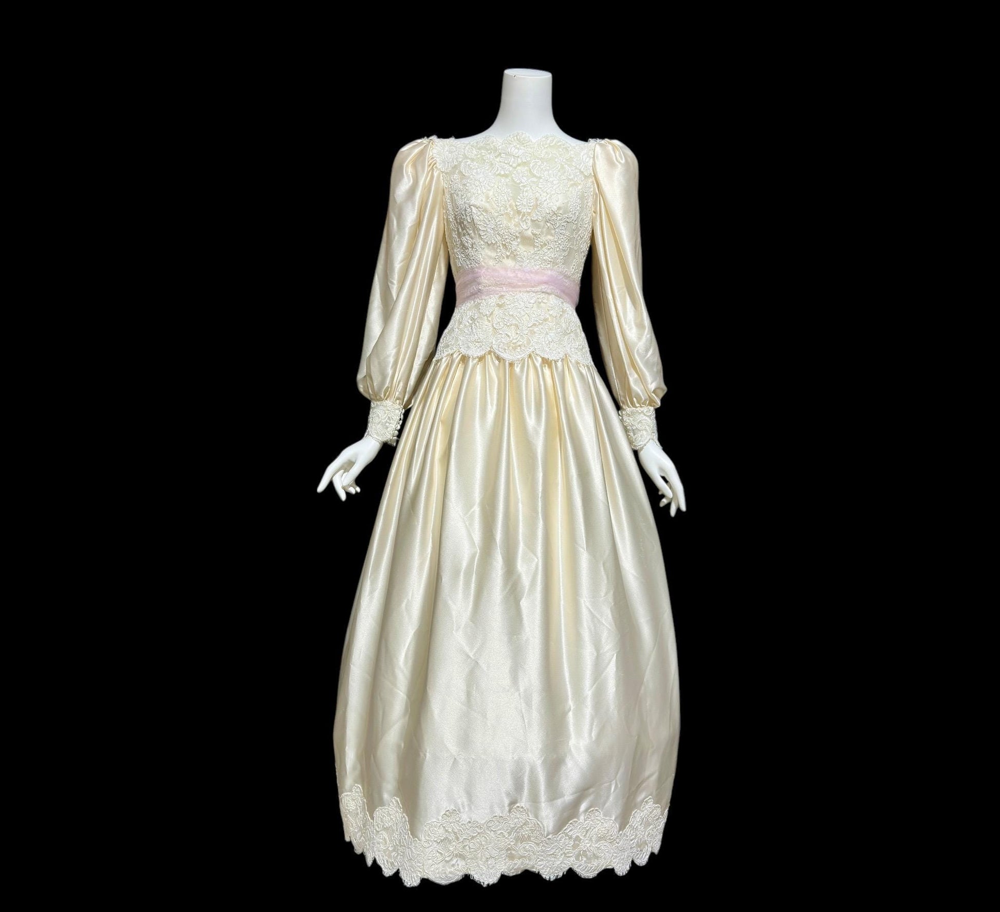 vintage 1970s wedding dress HOUSE of BIANCHI, vintage 1970s wedding dress, romantic boho white sil – VINTAGE DRESS CLOSET