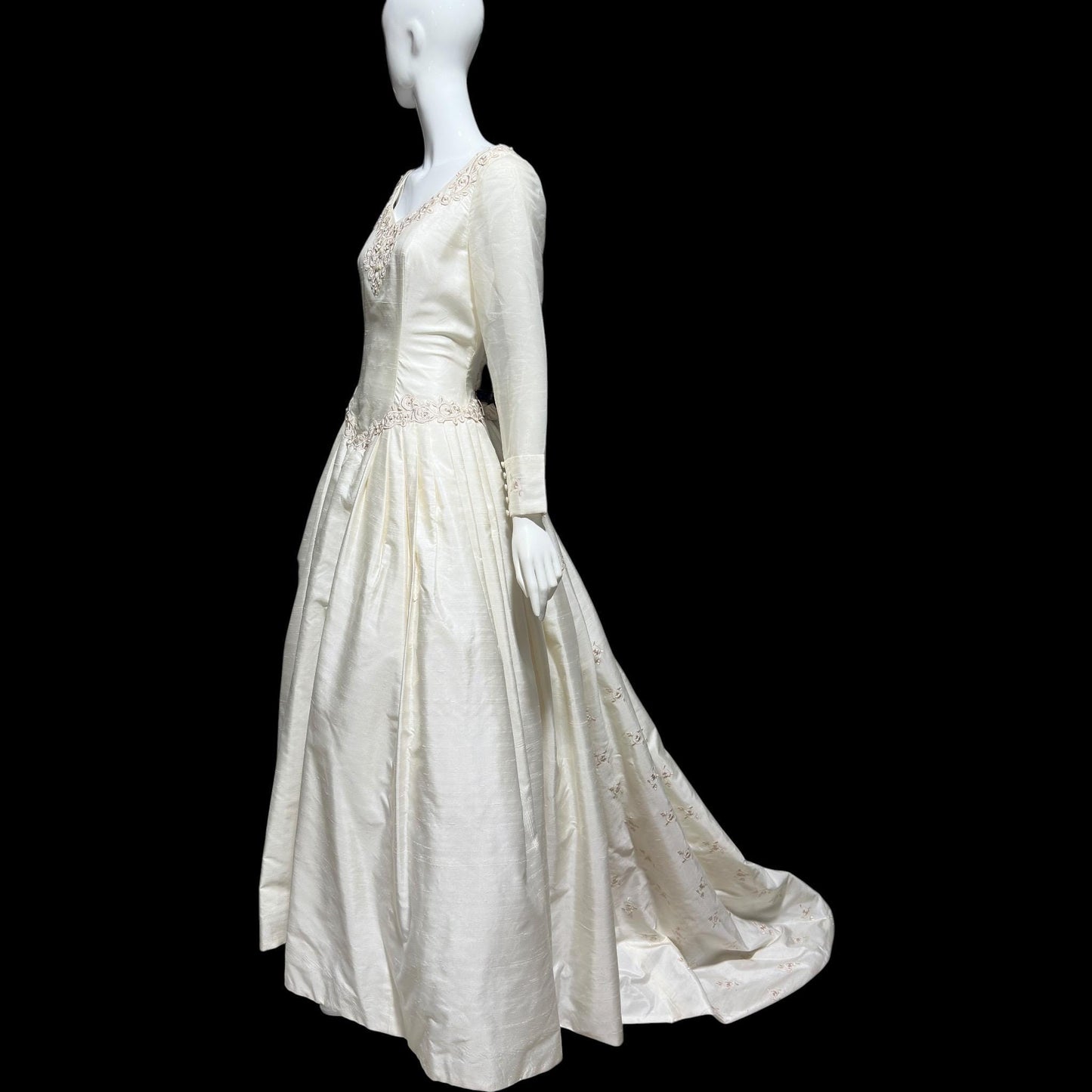 ST PUCCHI vintage 1980s wedding dress, Avine Perucchi, The BACK! white 100% Thai silk ball gown