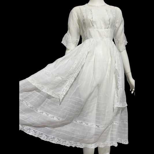 1900s Antique Victorian wedding dress, vintage white batiste cotton lawn gown, Edwardian day dress