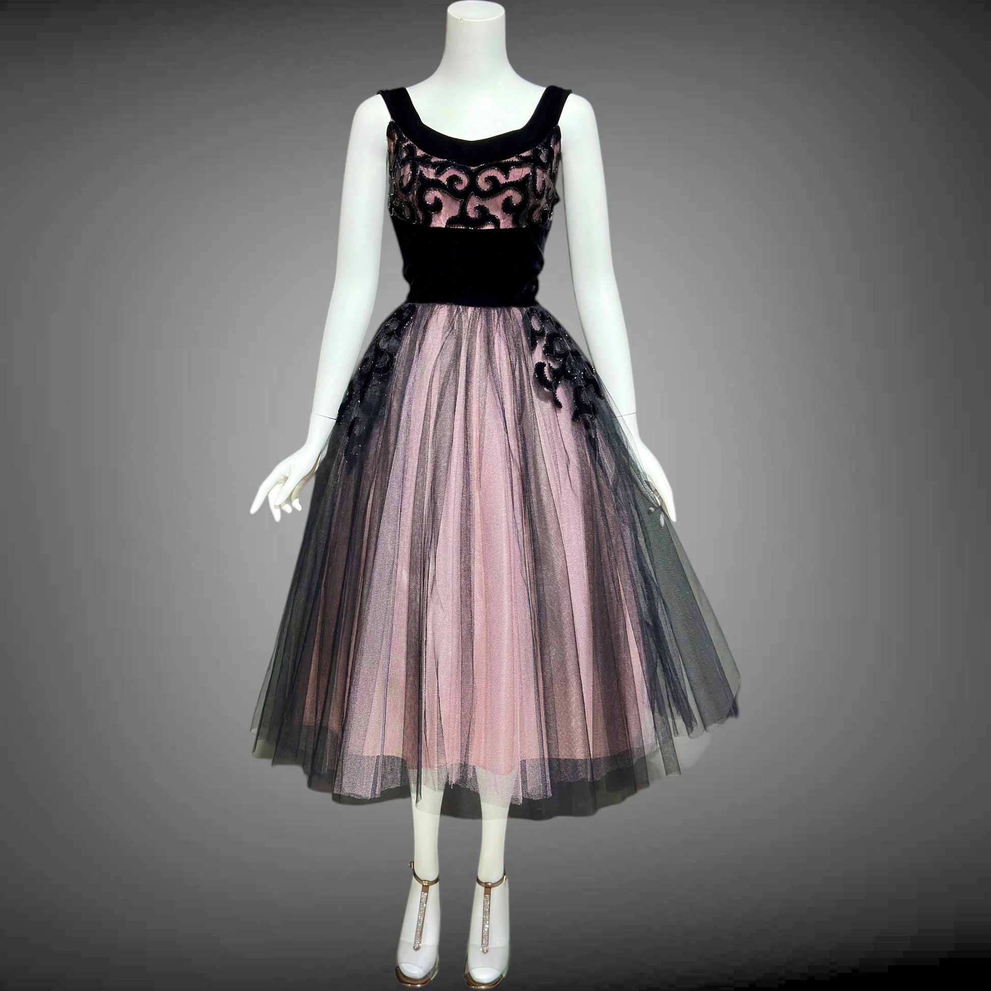 1950s vintage party dress, Dreamy Pink and Black tulle cupcake prom cocktail dress