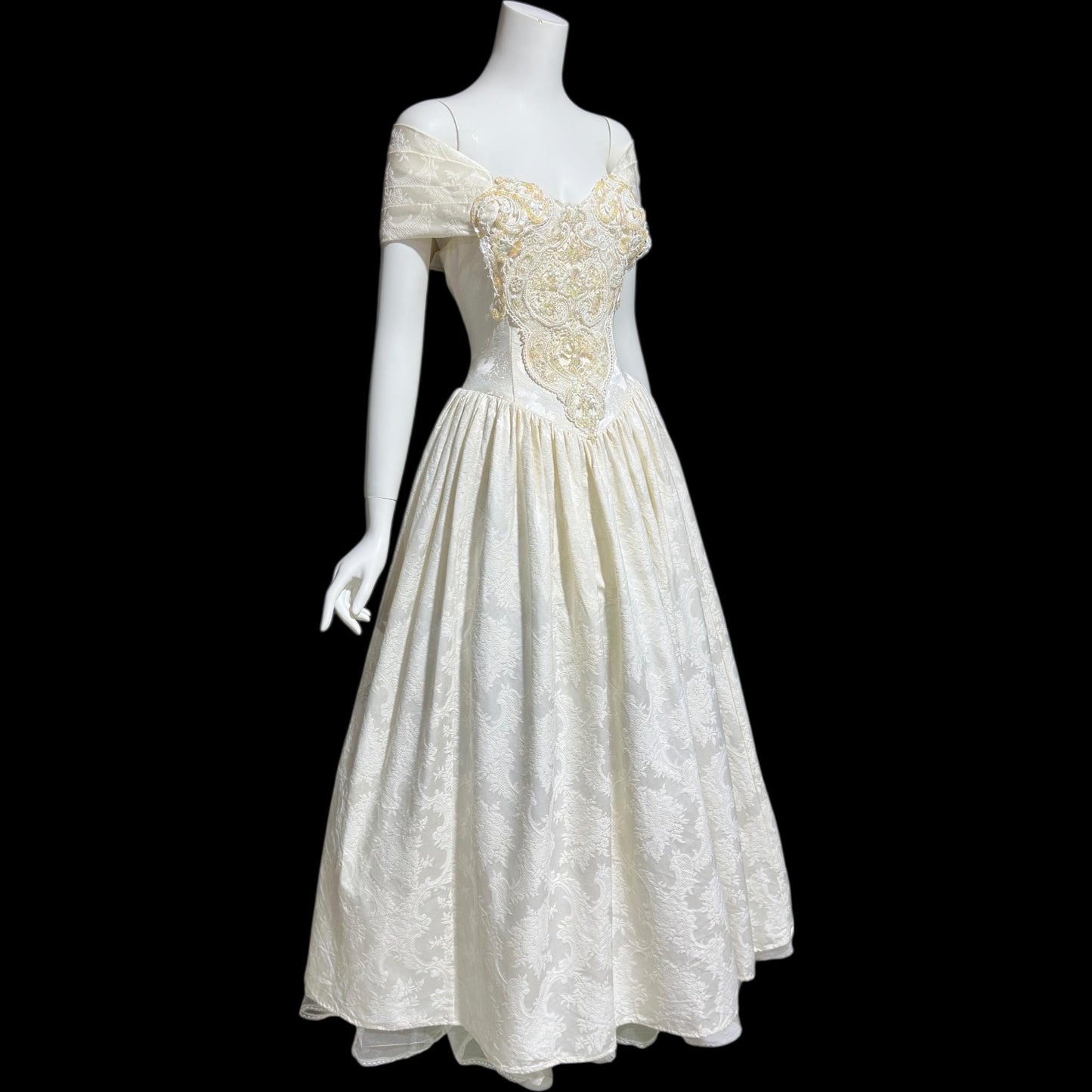 JESSICA MCCLINTOCK, vintage 1980s evening wedding dress, creamy white damask off shoulder gown