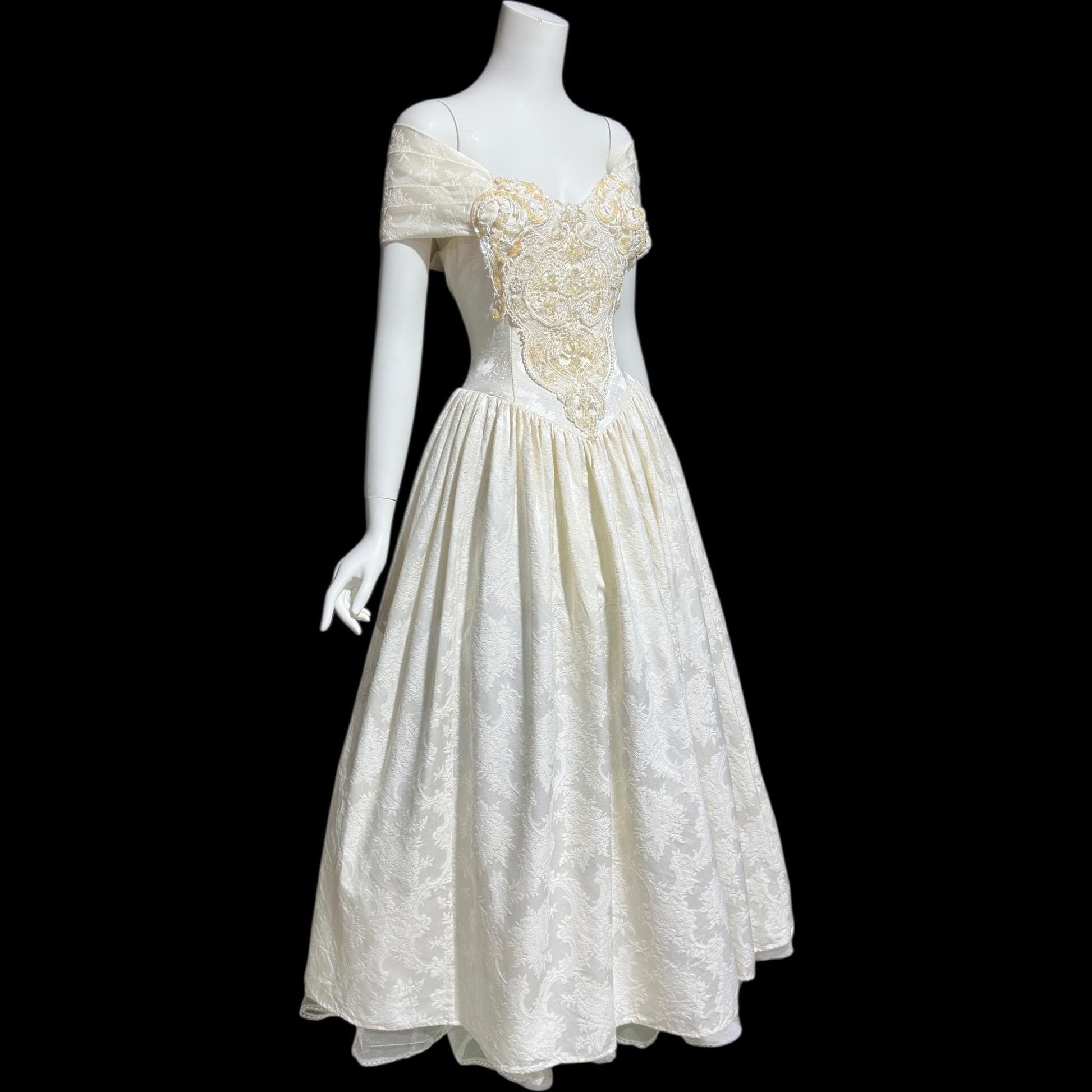 JESSICA MCCLINTOCK, vintage 1980s evening wedding dress, creamy white damask off shoulder gown