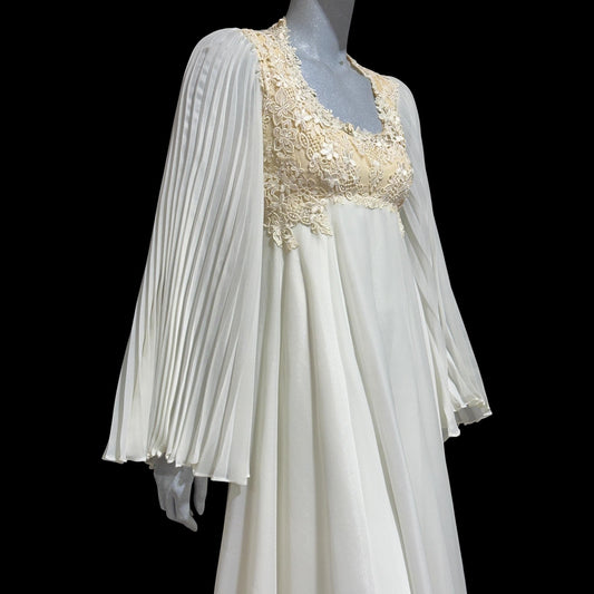 1970s vintage Wedding dress gown, White pleated bell sleeve gown, Hippie Bohemian dress