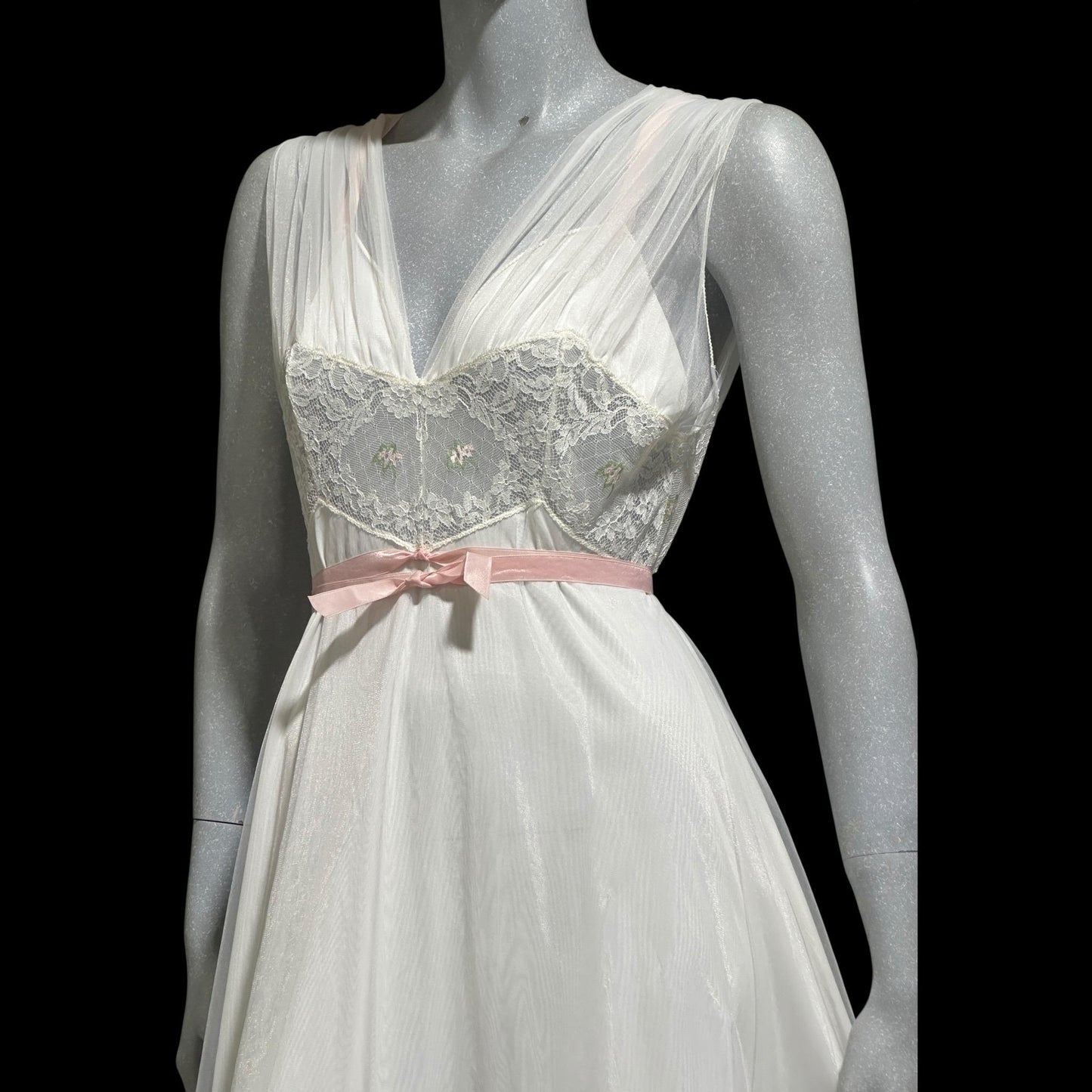 LAROS, Vintage 1940s nightgown slip dress, white double chiffon with pink embroidered flowers, wedding night dress