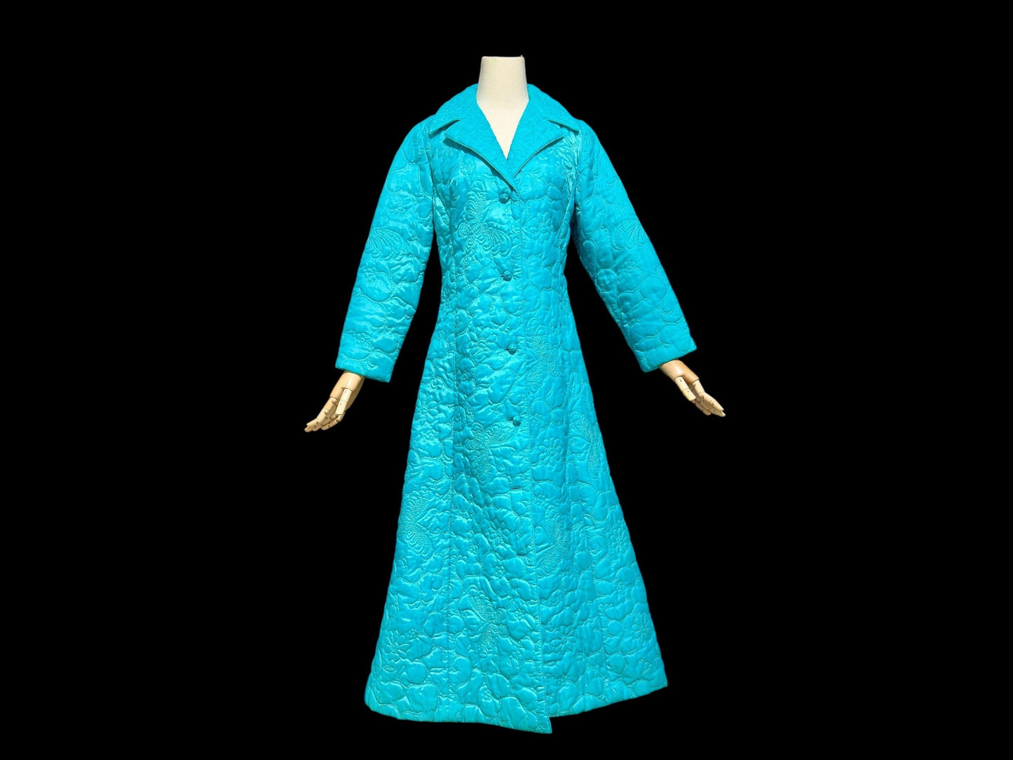 BARBARA LEE Made in Hong Kong, vintage house coat, turquoise blue quilted butterflies button front dressing gown robe