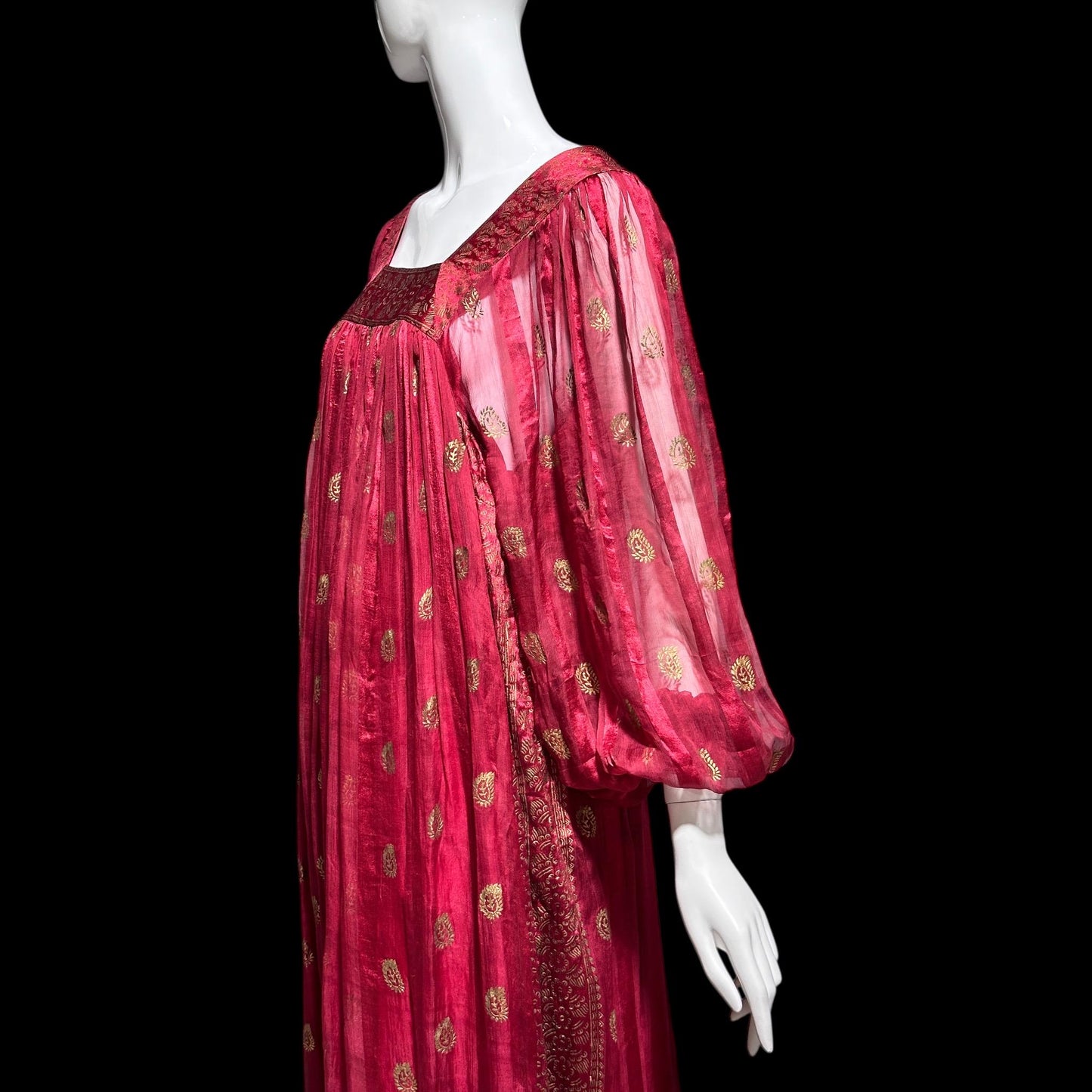 NEIMAN MARCUS Vintage 1970s evening dress, 100% Indian Silk Caftan Dress: Hippie Boho Maxi