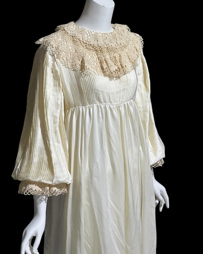 VONNIE REYNOLDS, vintage 1970s wedding dress, Martha Palm Beach, OOAK romantic victorian gown, pleated poet sleeve