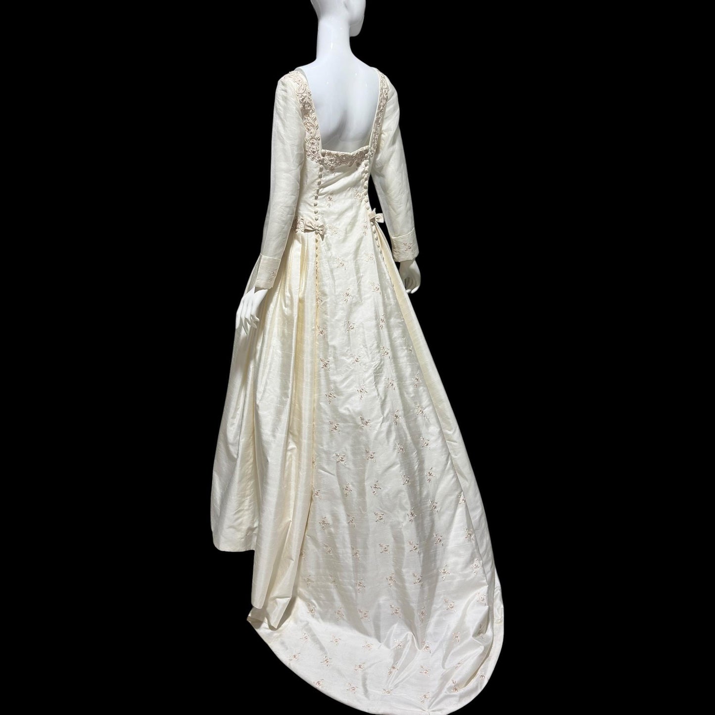 ST PUCCHI vintage 1980s wedding dress, Avine Perucchi, The BACK! white 100% Thai silk ball gown