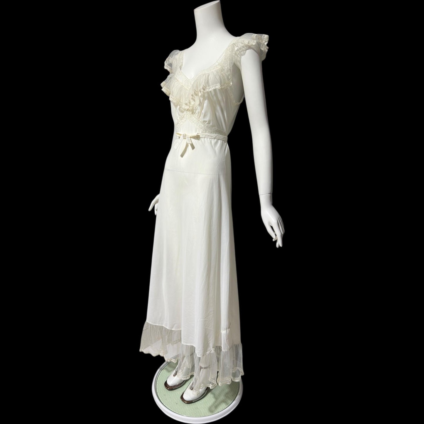 WONDER MAID, vintage 1940s nightgown slip dress, white nylon slip dress