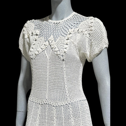 1970s vintage white crochet dress, all cotton blouson shirtdress, midi length