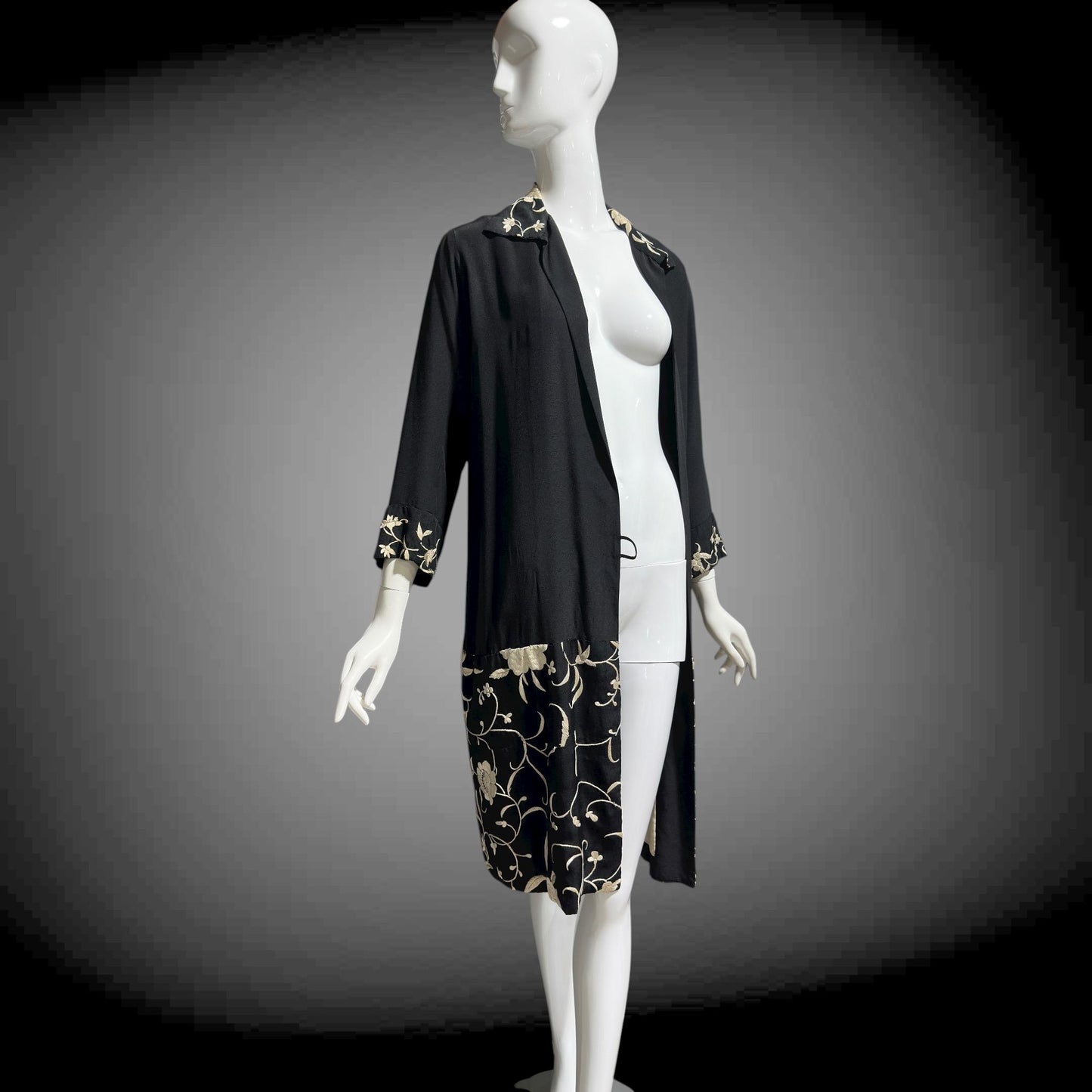 1930s vintage evening coat, Embroidered black and white flapper opera coat duster