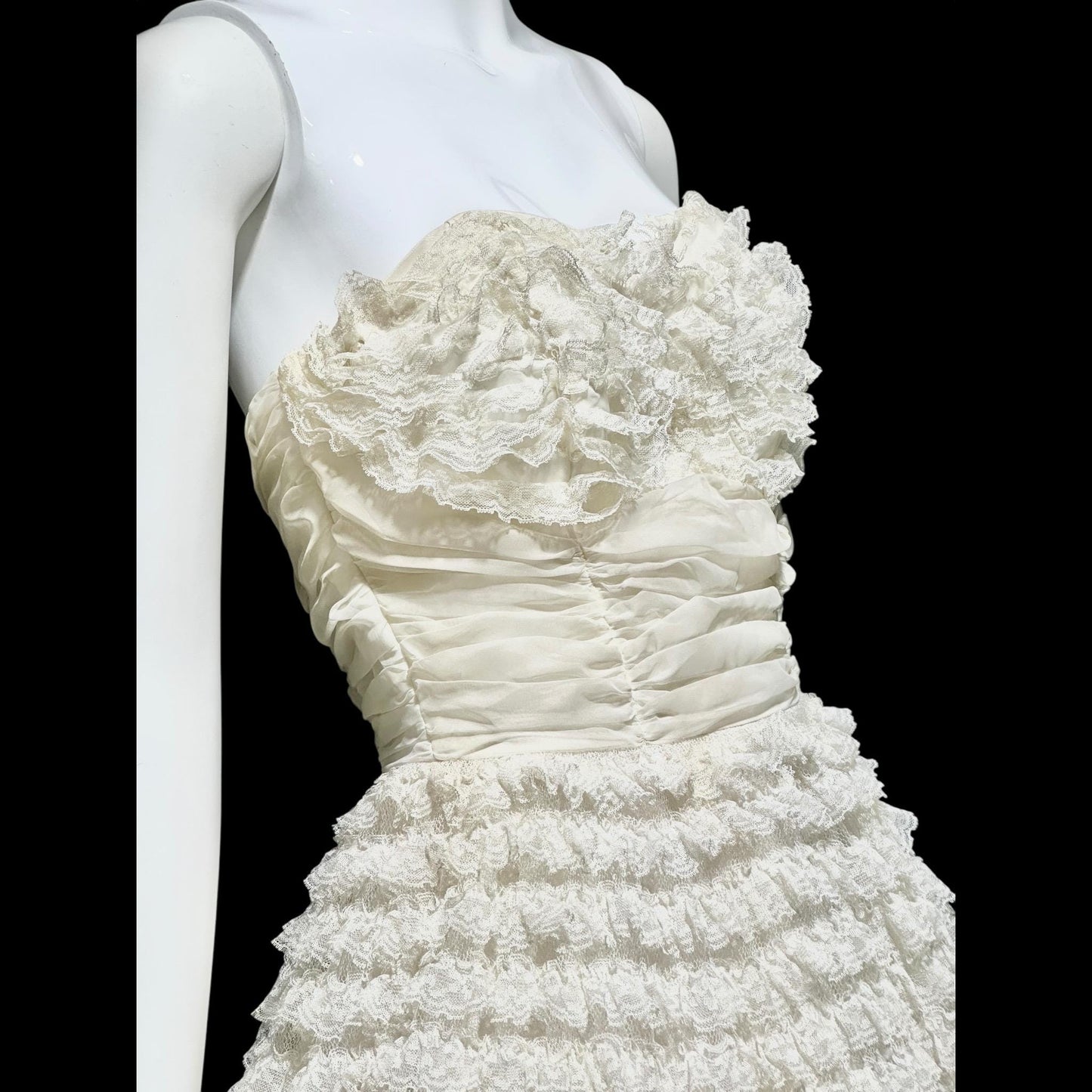 1950s vintage wedding prom gown, off white tiered lace and tulle cupcake dress, ruffled meringue ball gown