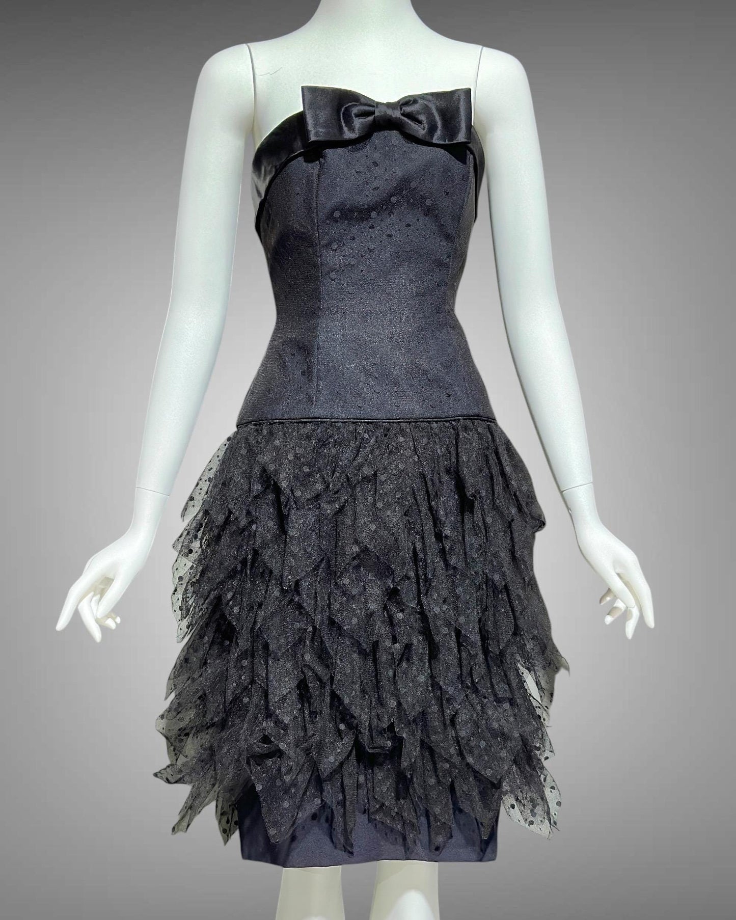 AJ BARI Vintage 1980s cocktail party dress, Saks Fifth Avenue Black strapless dropped waist tulle ruffles evening dress