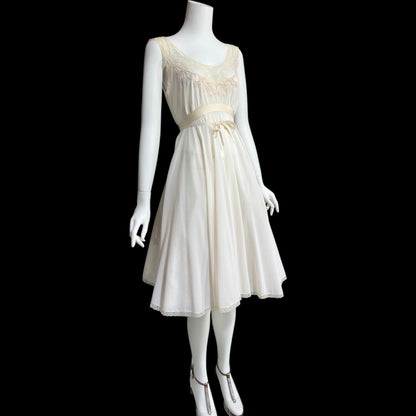 MONTALDO'S, vintage 1950s nightgown, short creamy white Grecian Goddess night dress