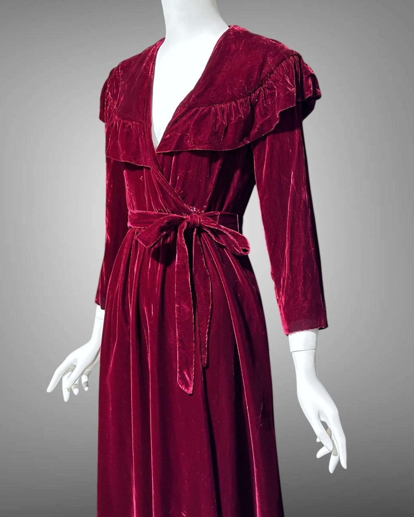 MOLLIE PARNIS Vintage Dressing Gown Housecoat, 1960s deep red velvet wrap front Robe