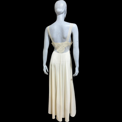 KICKERNICK Vintage 1940s Nightgown Slip dress, off White Sheer Lace full sweep lingerie dress