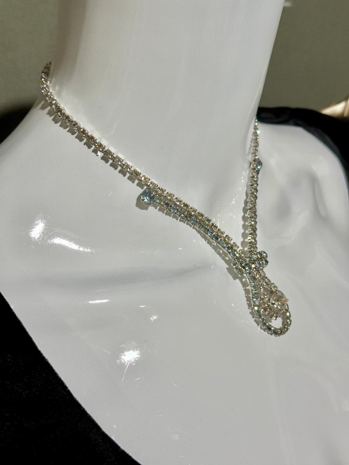 1950s vintage rhinestone necklace, clear crystal and blue rhinestone drop necklace