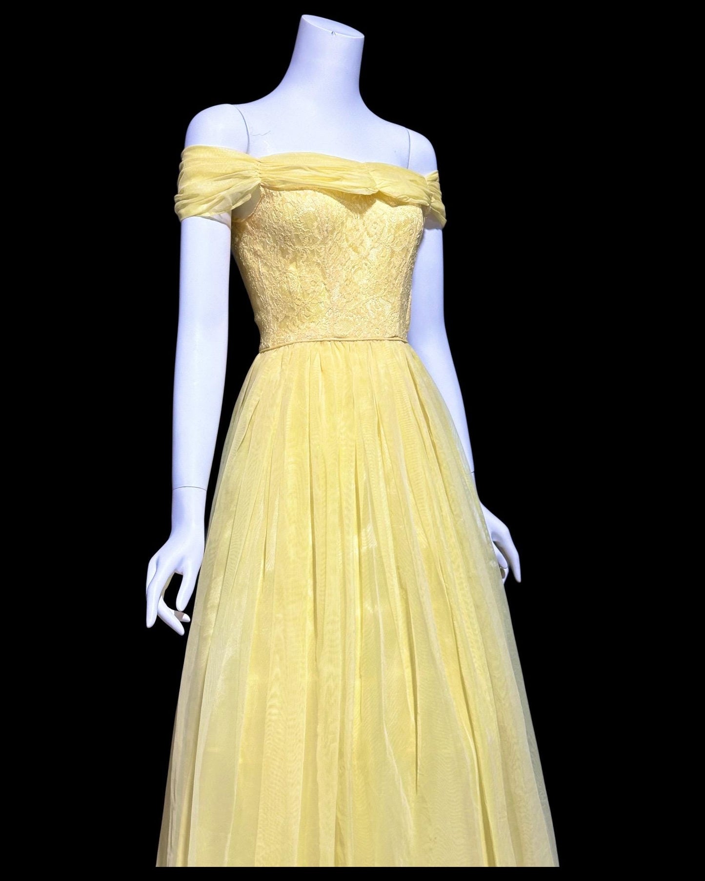 1940s vintage evening prom dress, Yellow mesh cupcake dress, off the shoulder, circle skirt