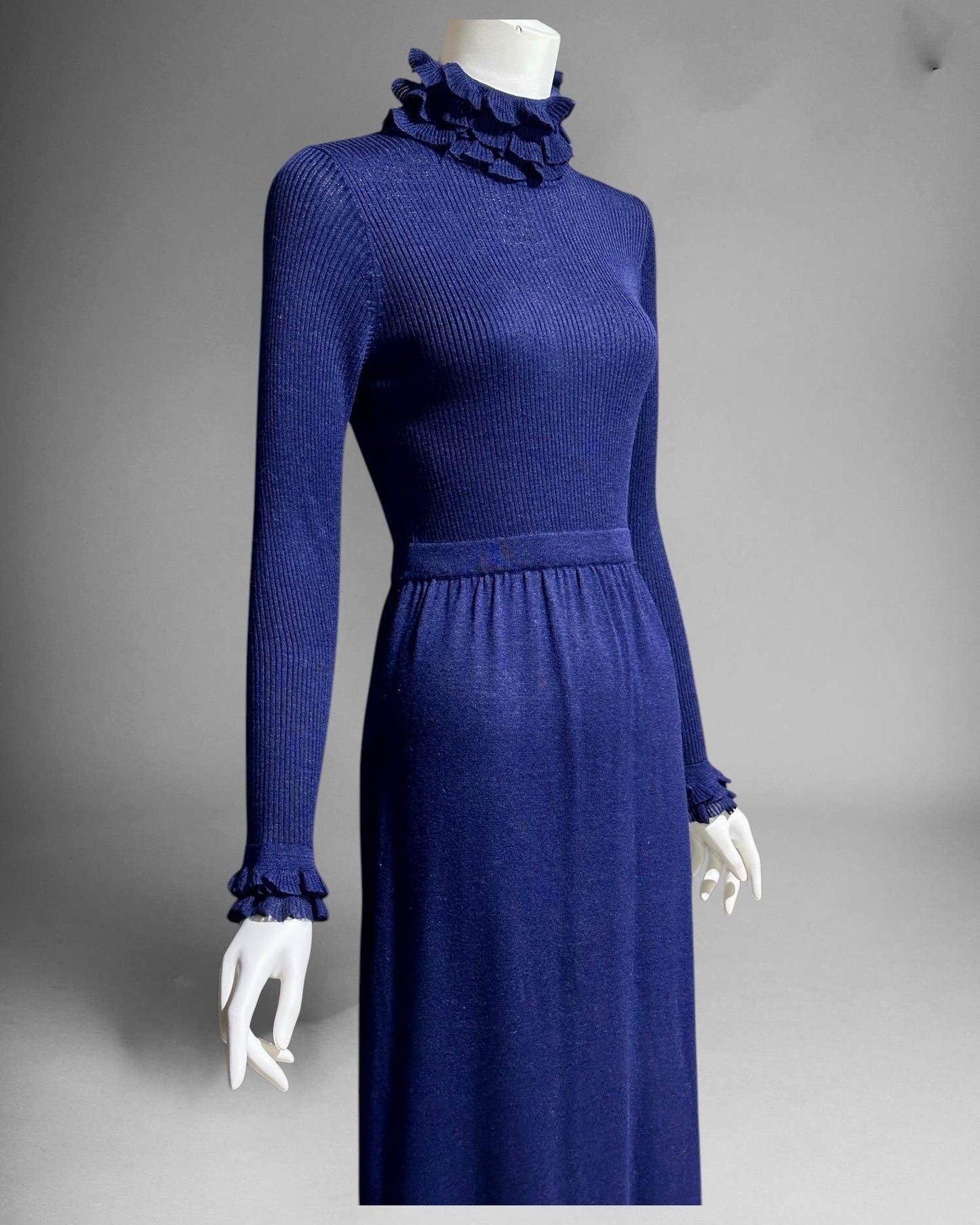 RONCELLI vintage 1970s knit maxi dress, Navy Blue mod acrylic knit dress with Ruffled Turtleneck long sleeves