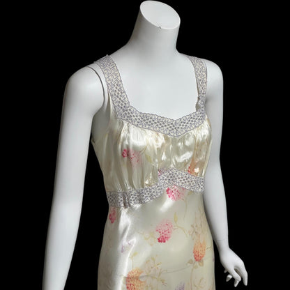 RADCLIFFE vintage 1930s nightgown, "Great Master Print" floral hydrangea night dress, bias cut with pale blue eyelet lace