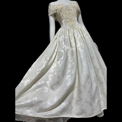 JESSICA MCCLINTOCK, vintage 1980s evening wedding dress, creamy white damask off shoulder gown
