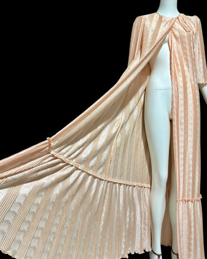 MARY McFADDEN for I. Magnin, 1980s vintage dressing gown, peachy pink wrap open front pleated robe