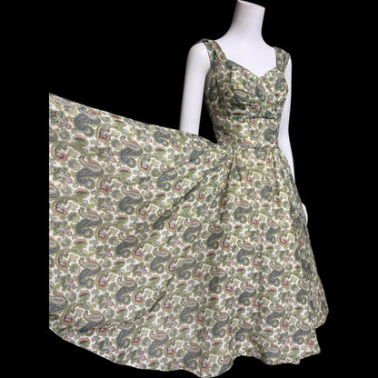 JD JUNIOR ACCENT, vintage 1940s dress, Bombshell Cocktail party sundress, Shelf bust dress, Green paisley rhinestone pinup dress