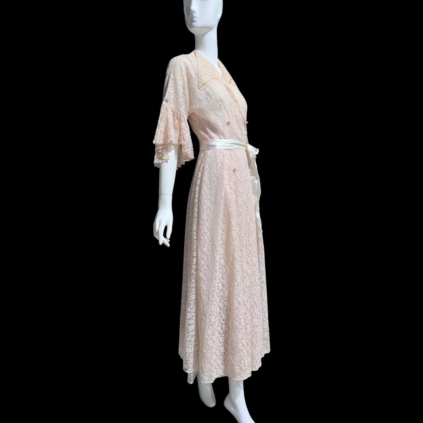 FLOBERT Vintage 1940s dressing gown robe, dusty pink sheer nylon lace wrap front full sweep housecoat hostess dress