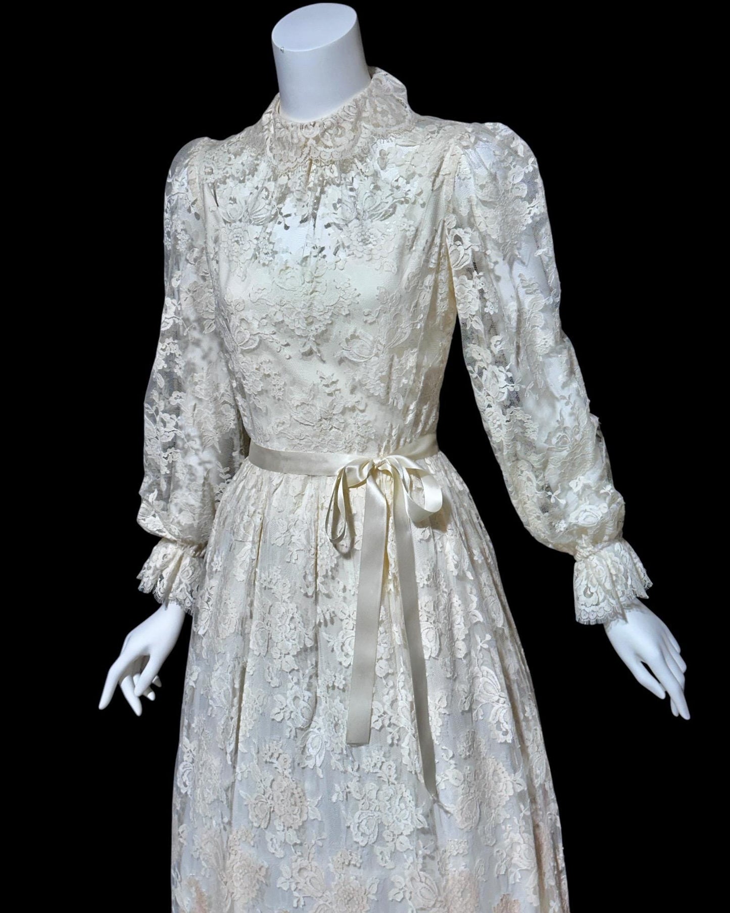 TRAVILLA vintage 1970s ivory lace dress, for ISABEL GERHART boho wedding party dress