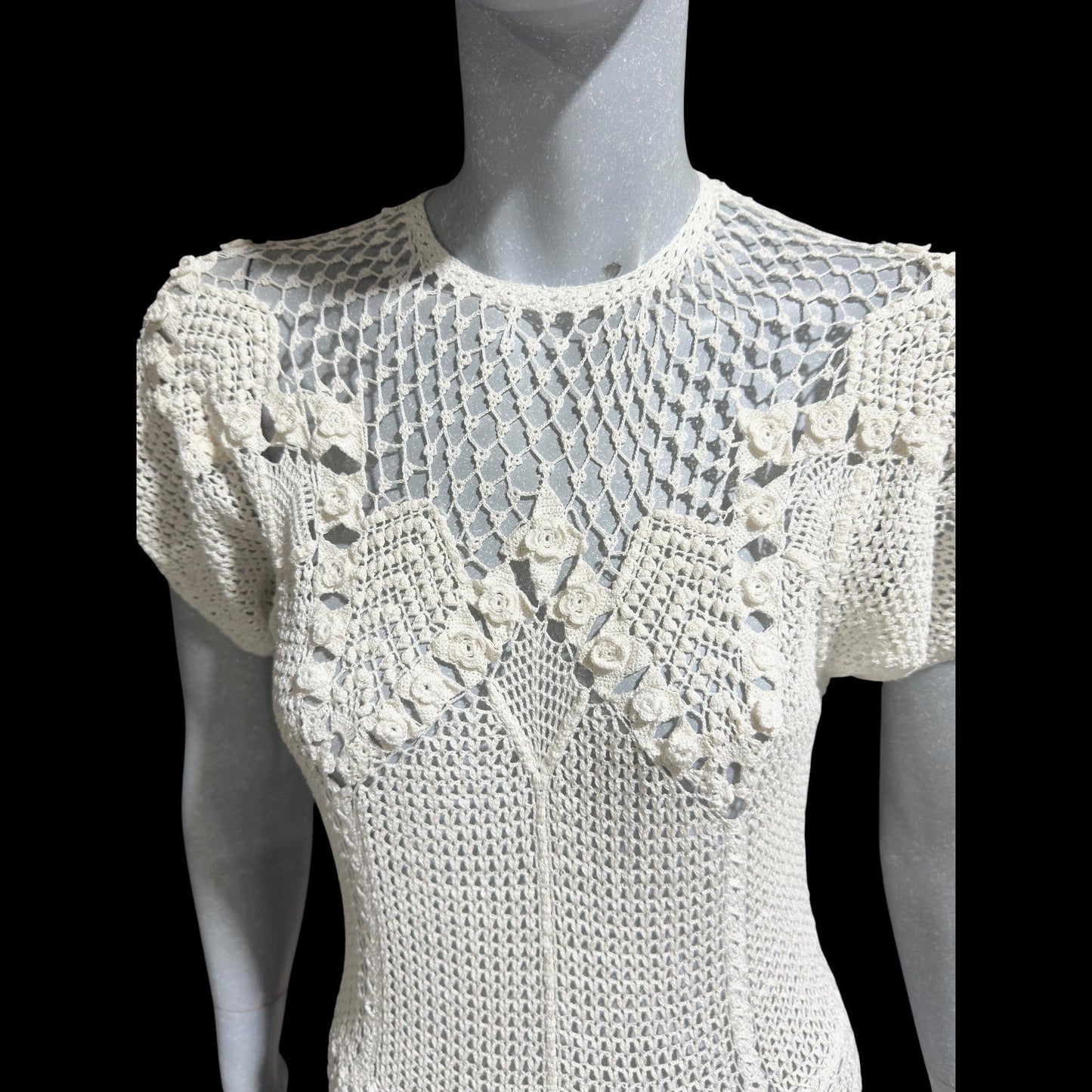 1970s vintage white crochet dress, all cotton blouson shirtdress, midi length