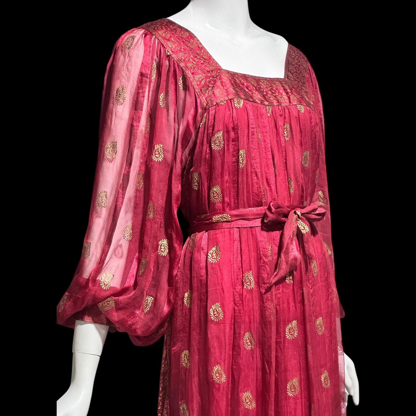 NEIMAN MARCUS Vintage 1970s evening dress, 100% Indian Silk Caftan Dress: Hippie Boho Maxi