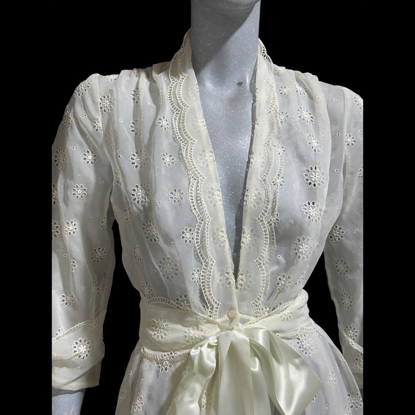 KICKERNICK Lingerie, vintage 1940s Sheer Dressing Gown: White eyelet Robe, Wrap front