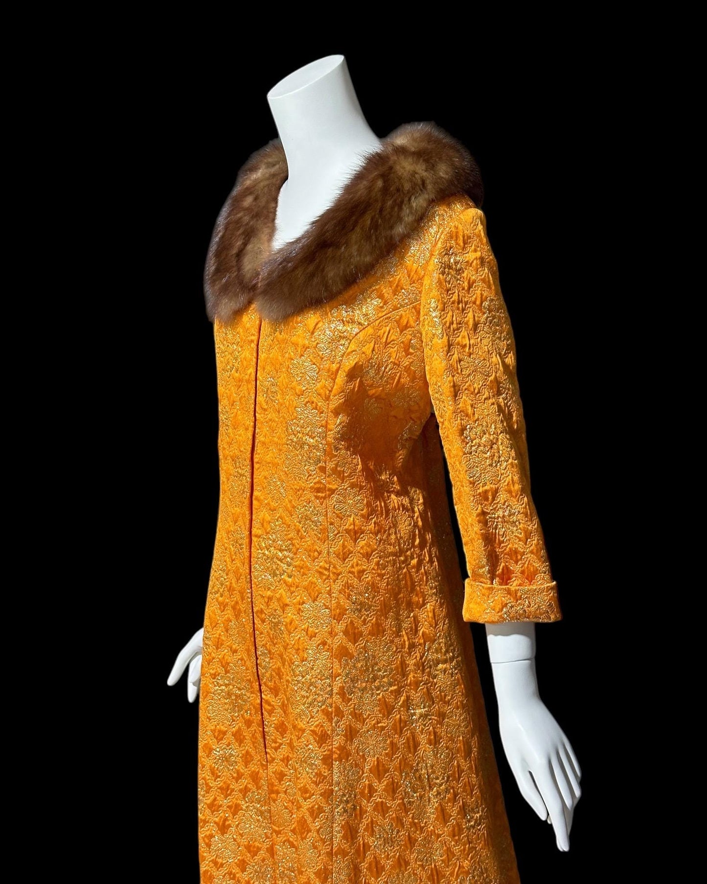 MALOUF PERFECT NEGLIGEE, vintage 1950s orange gold metallic brocade shift dressing gown robe, front zip mink fur trim