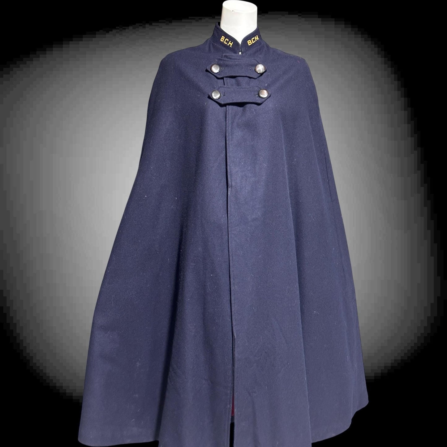 1940s vintage nurses cape, Collegiate Cap & Gown, WWII Navy Blue and red wool Nurses Cape