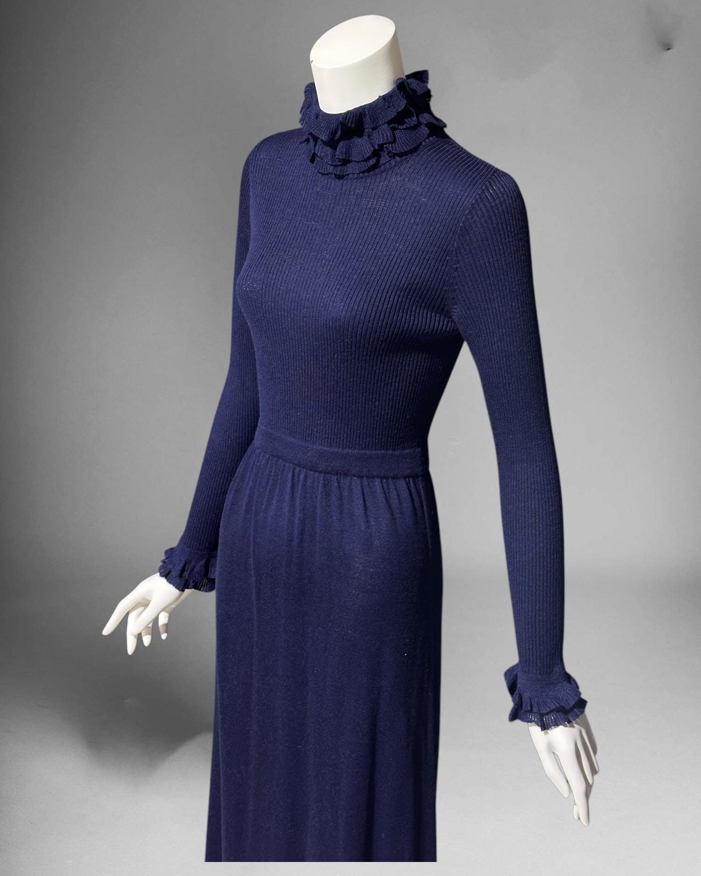 RONCELLI vintage 1970s knit maxi dress, Navy Blue mod acrylic knit dress with Ruffled Turtleneck long sleeves