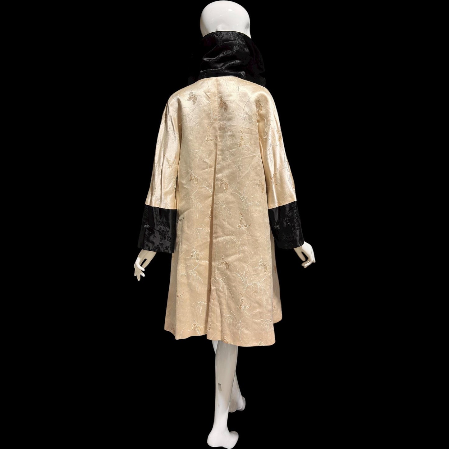 1950s Vintage evening swing coat, Reversible pearl and black shiny silk damask butterfly opera coat