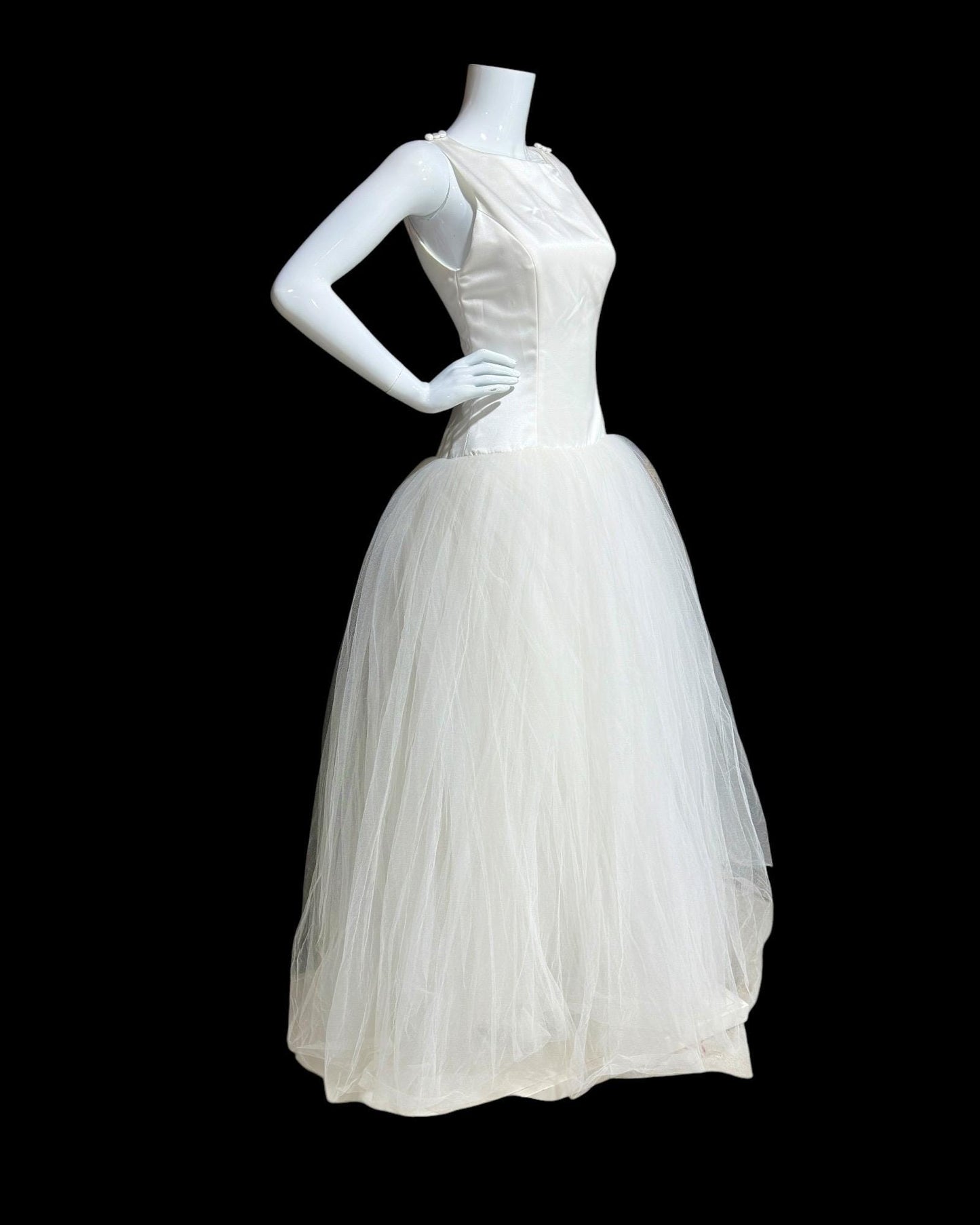 VERA WANG, vintage wedding dress gown, 1990s satin bodice tulle skirt bridal gown